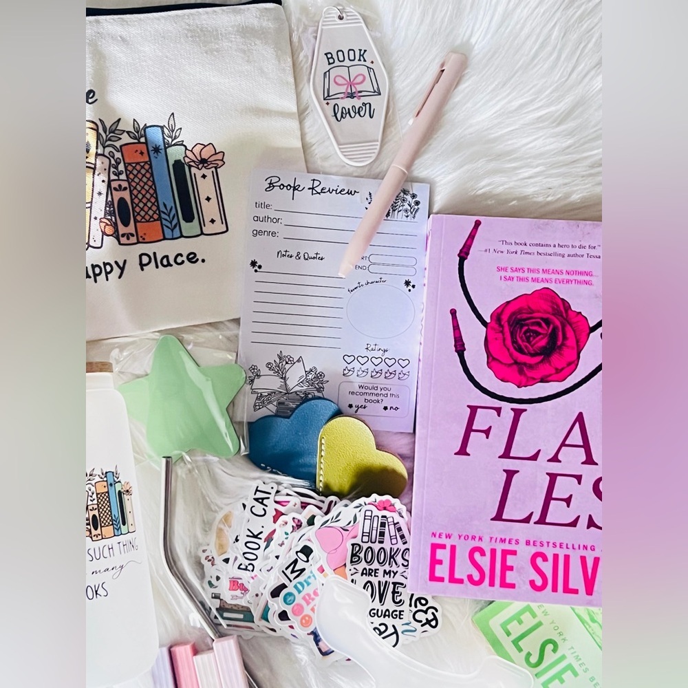 Book Lover's Box - Picture 2 of 5